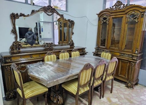 Antika yemek odası takımı ceviz  el oyması işçilik